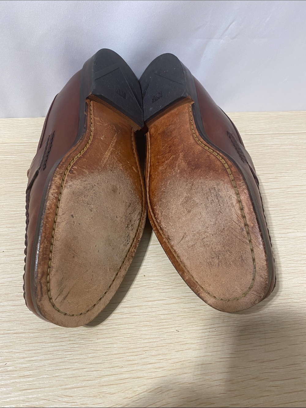 Allen Edmonds Hanover Penny Loafers in Chestnut Brown - Picture 6 of 6